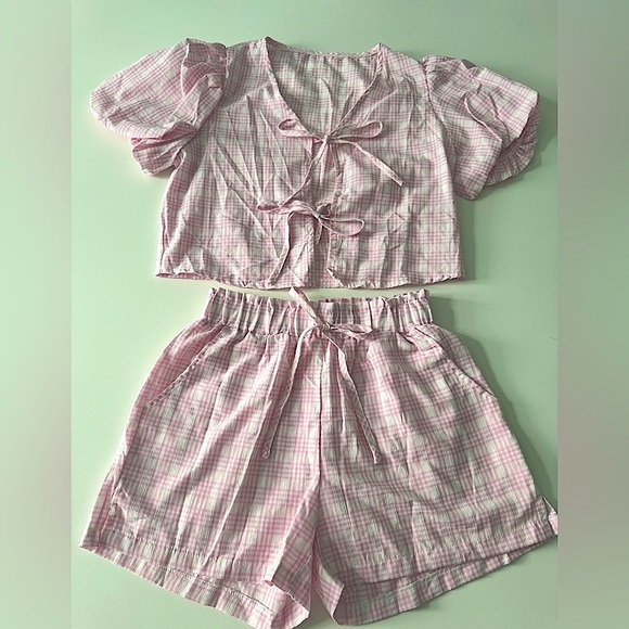 Pink Plaid Bow Front Two-Piece Shorts Set - Picture 2 of 13